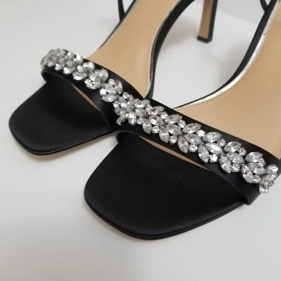 🆕️⬇️Jewel Badgley Mischka Patsy Strappy Crystal Embellished Heel - Picture 6 of 16